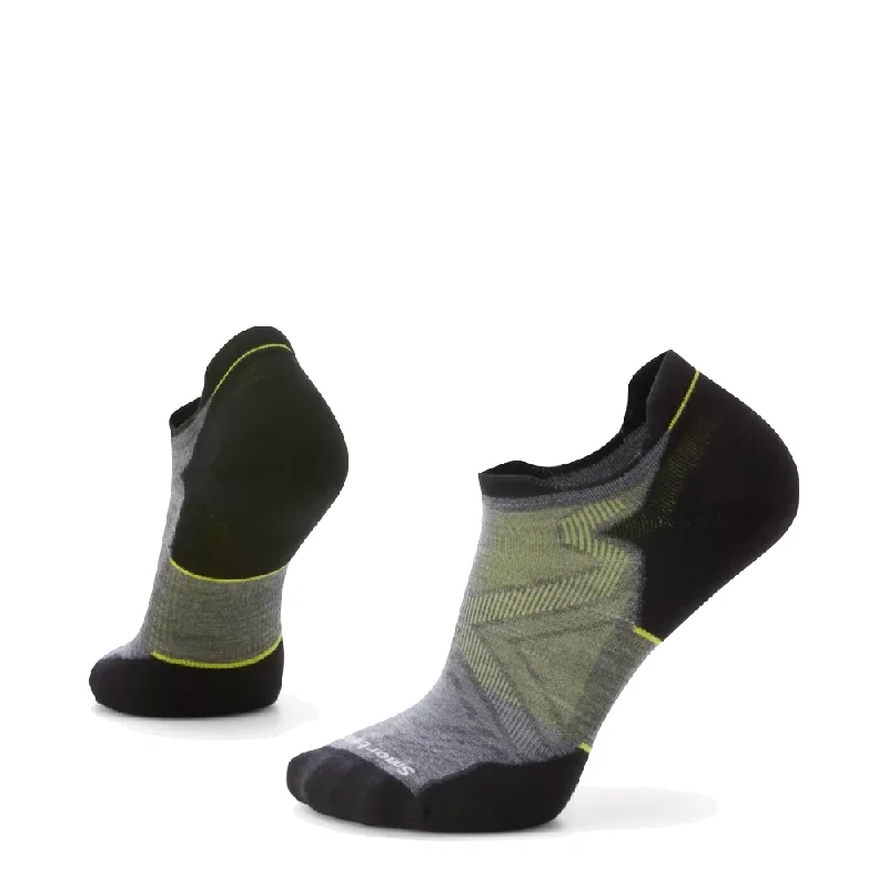 Smartwool Men's Run Targeted Cushion Low Ankle Socks in Medium Grey