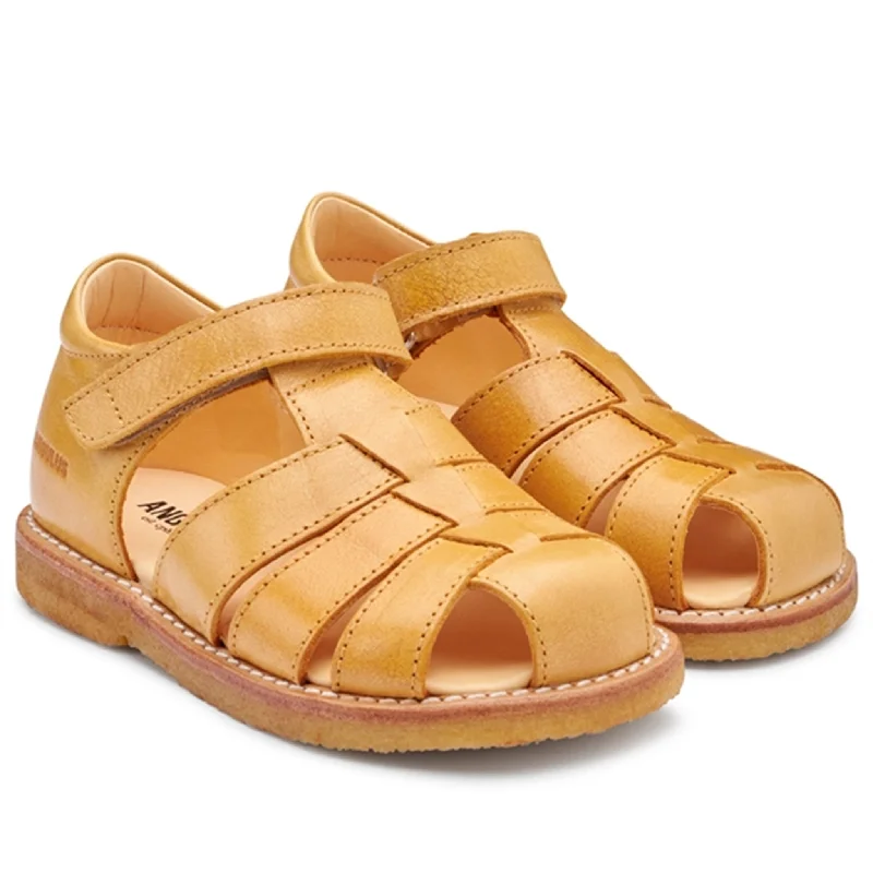 Angulus Sandal W. Velcro Camel