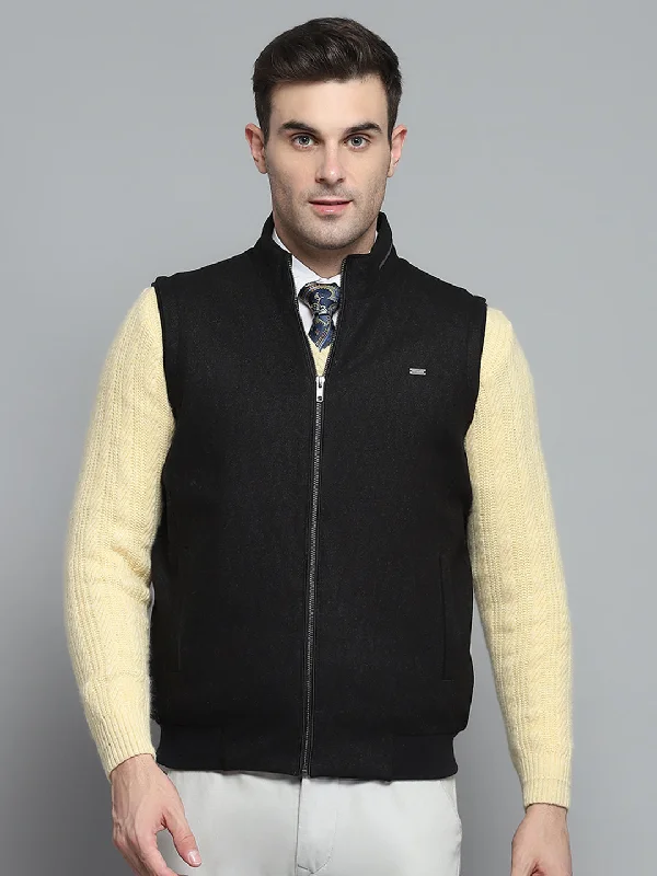 Men Black Solid Mock Neck Sleeveless Jacket