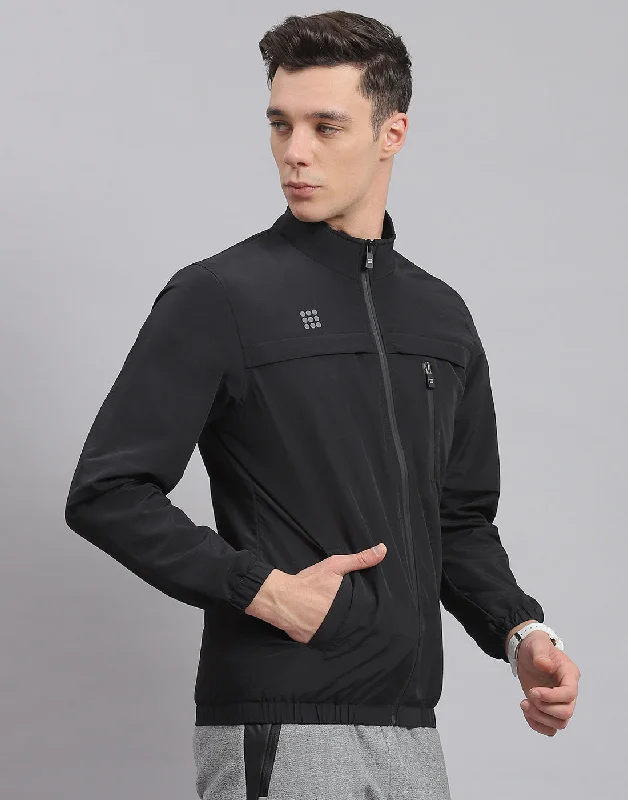 Men Black Solid Stand Collar Full Sleeve Jacket