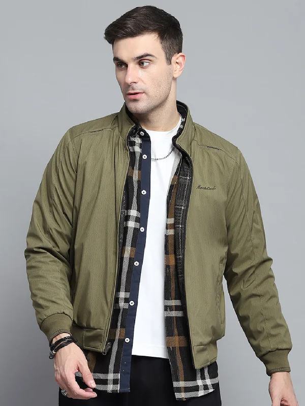 Men Green Solid Mock Neck Full Sleeve Jacket