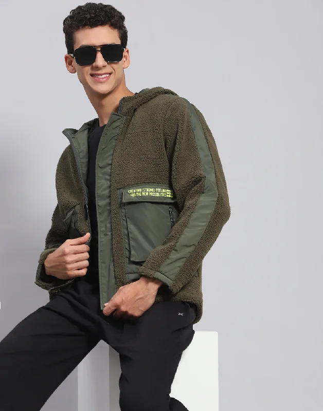 Men Olive Solid Hooded Full Sleeve Jacket